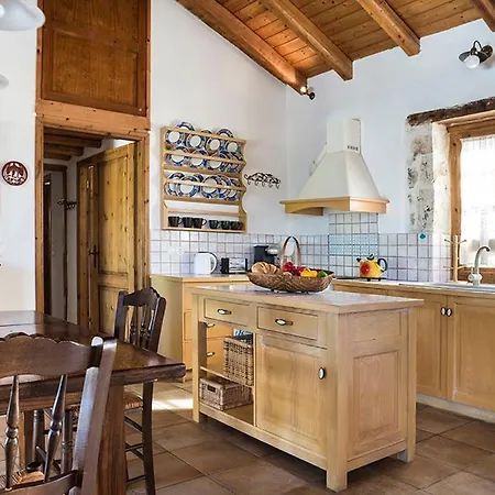 Sleeps 4 Pool Air Con Wifi Villa *
