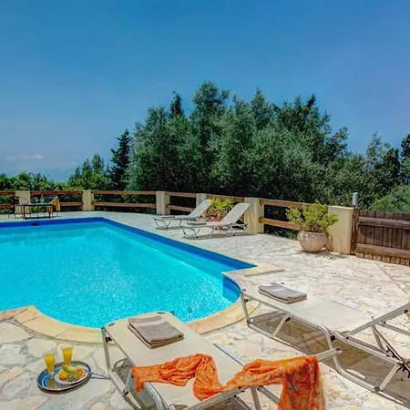 Sleeps 4 Pool Air Con Wifi Villa *